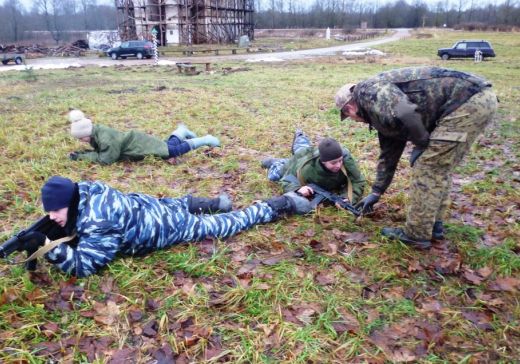 В дни каникул юнармейцы вышли в поле…