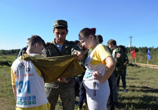 Старты посвящались юбилею полка