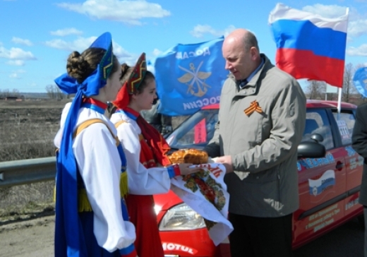 Подвигу защитников Родины жить в веках