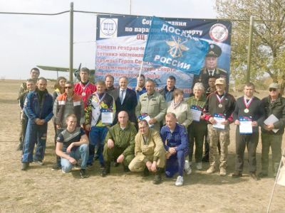 Памяти легендарного космонавта и парашютиста