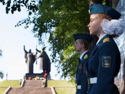 Акция Свеча памяти в День памяти и скорби,  возложение цветов и траурный митинг