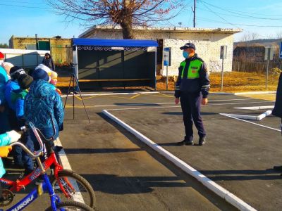 «Автогородок» поможет юным жителям поселка освоить правила поведения на дороге