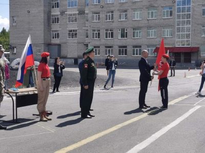 В профильном лагере ребята стали юнармейцами