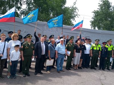 День военного автомобилиста отметили в Саратове