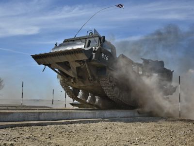 Соревнования военно-патриотических клубов ДОСААФ прошли в рамках Всеармейского этапа конкурса «Инженерная формула» АрМИ-2018