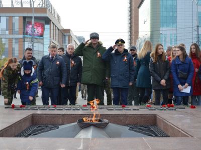 На Кубани День Неизвестного солдата отметили «Уроком памяти» для студентов и возложениями цветов